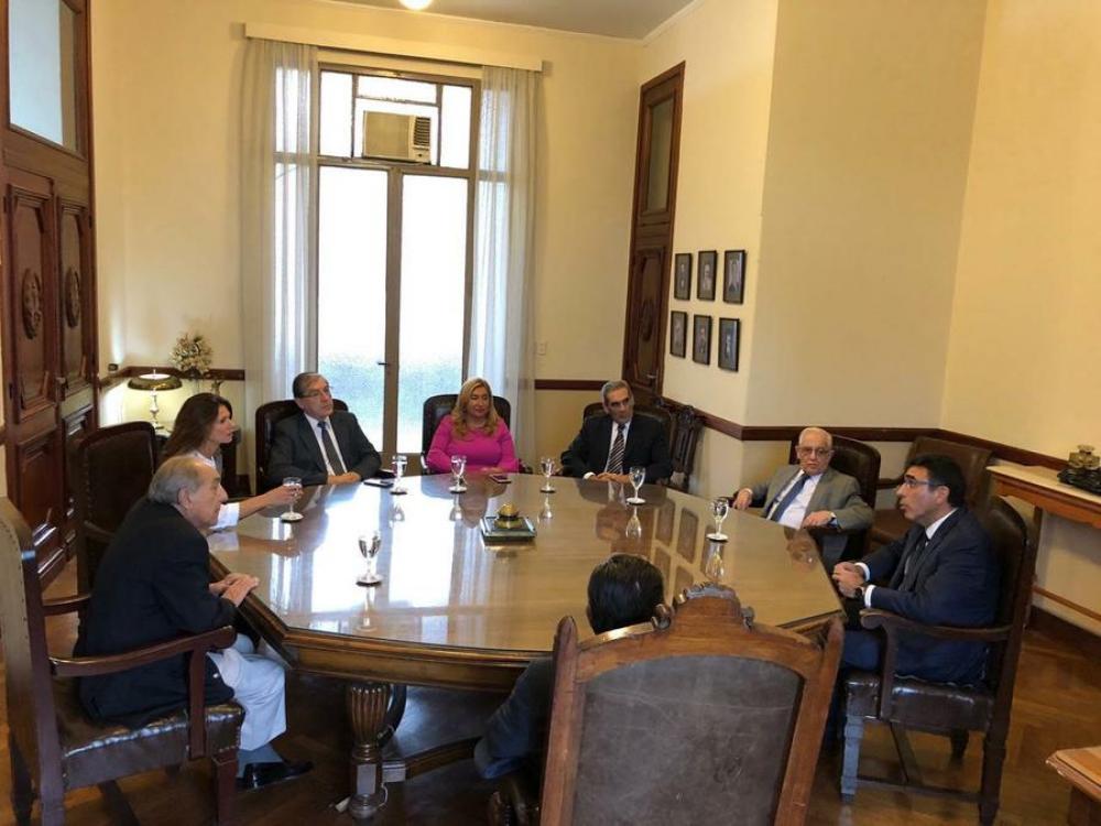 ovuSKfRqGeE62fg25feF