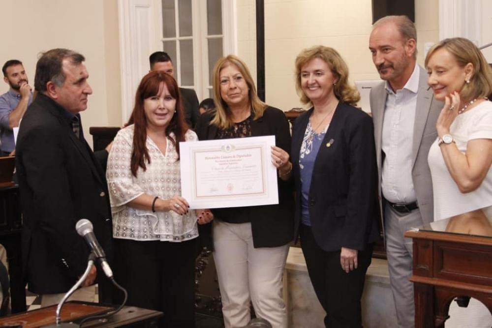 Distinguen al Colegio de Magistrados de Corrientes