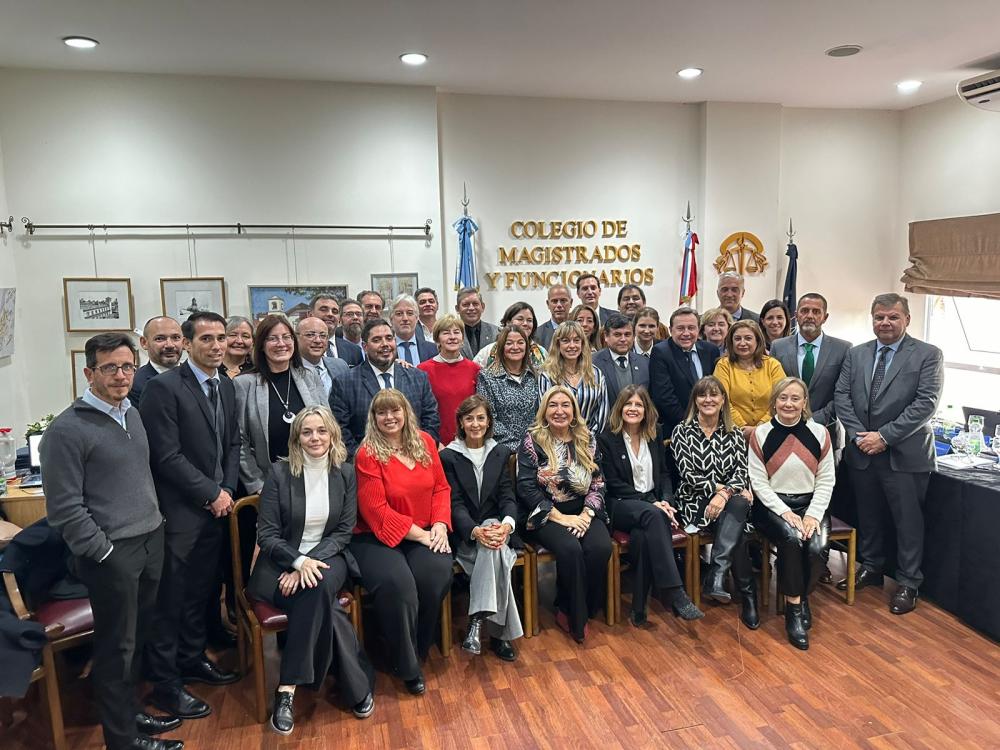 LpT7UNCJBW7N1qZn07RZ